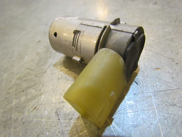 2004 Audi A8L Front Bumper Parking Sensor