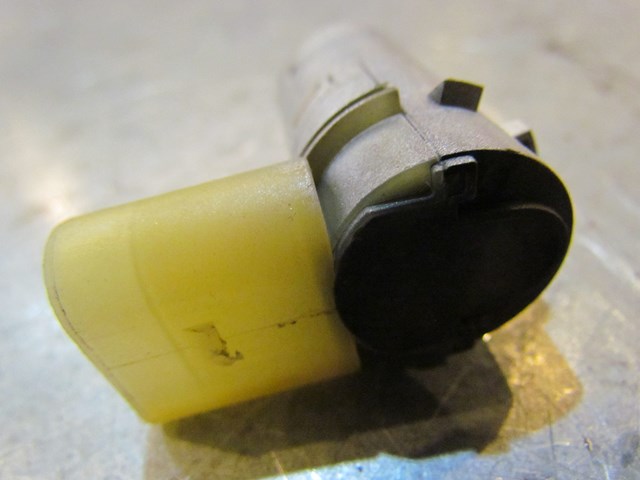 2004 Audi A8L Front Bumper Parking Sensor