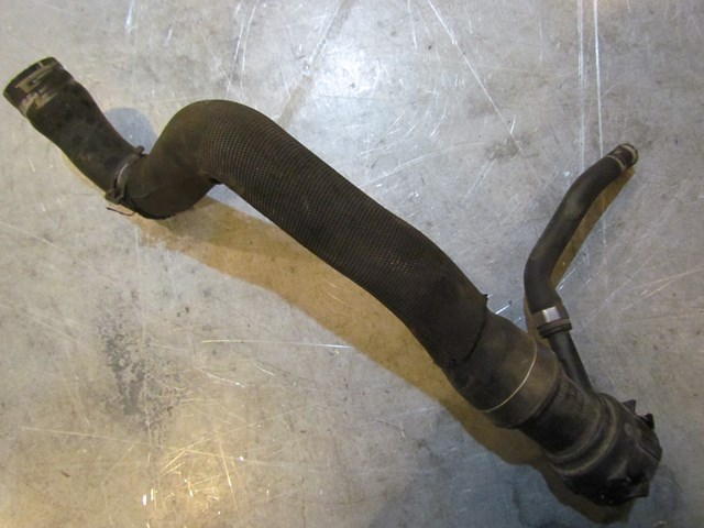 2004 Audi A8L Radiator Upper Hose Assy See Pics