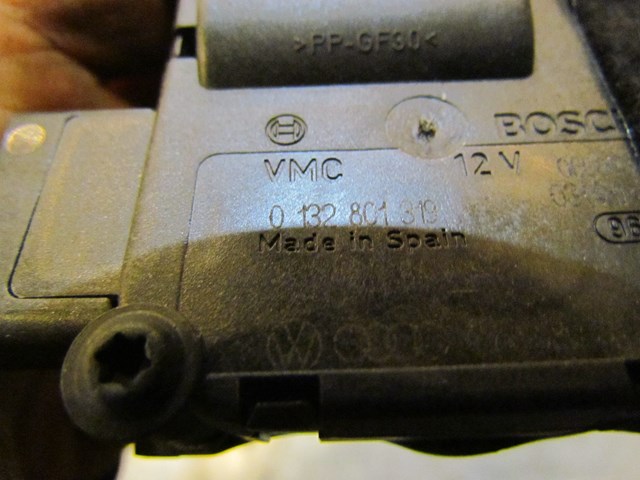 2004 Audi A8L HVAC Heater / AC Servo 0 132 801 319