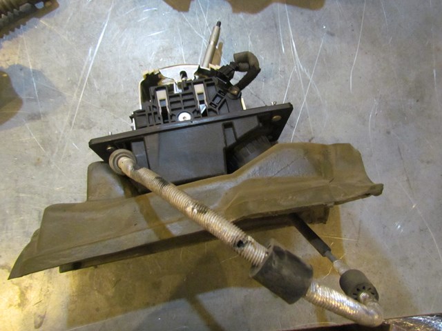 2004 Audi A8L AT Shifter Assy