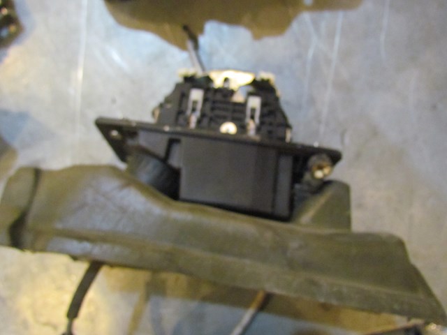 2004 Audi A8L AT Shifter Assy