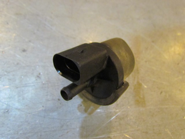2004 Audi A8L Purge Valve 077 133 459