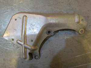 2004 Audi A8L Front LH Drivers Heat Shield 4E0 321 129