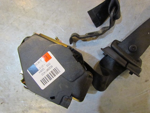2004 Audi A8L Rear LH Drivers Seat Belt Retractor