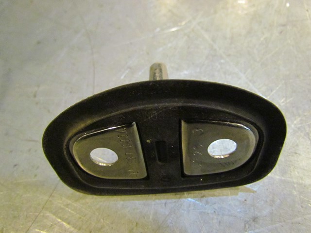 2004 Audi A8L Rear RH Passenger Door Latch Catch