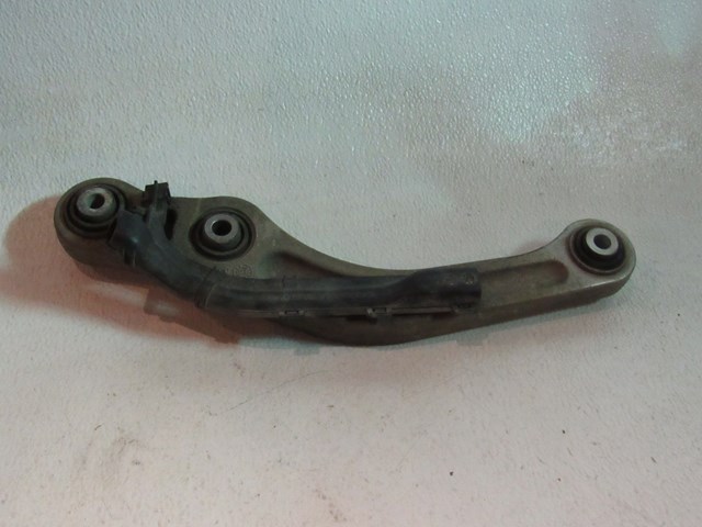 2004 Audi A8L Rear RH Passenger Upper Control Arm