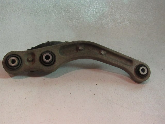 2004 Audi A8L Rear RH Passenger Upper Control Arm