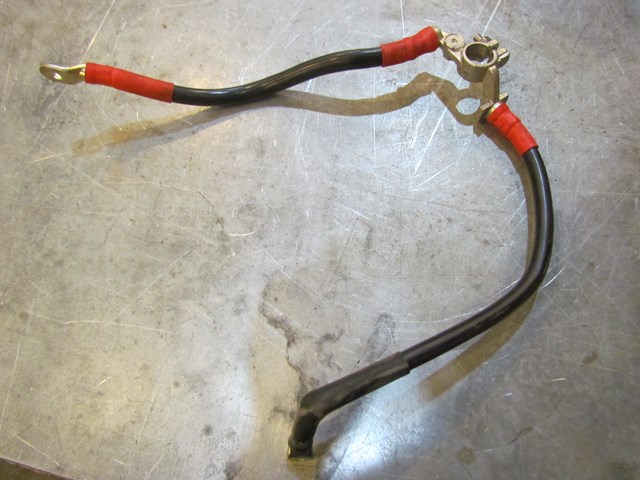 2004 Audi A8L Battery Positive Cable