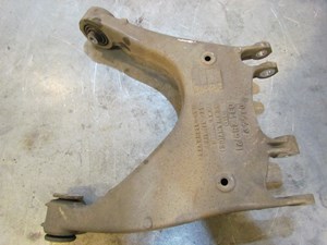 2004 Audi A8L Rear Rh Passenger Lower Control Arm 4E0 511 512