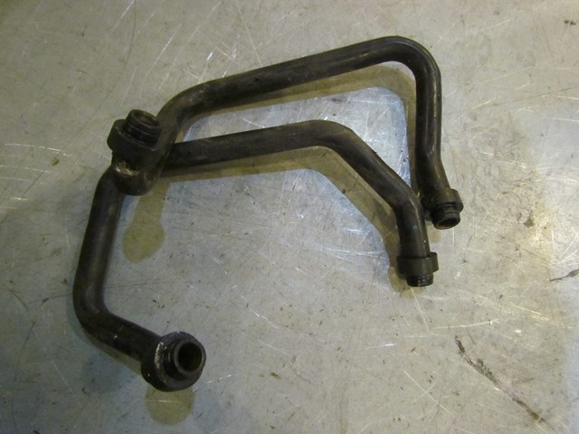 2004 Audi A8L Alternator Coolant Lines