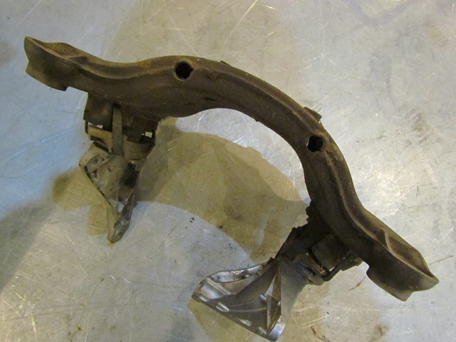 2004 Audi A8L Transmission Bracket Assy