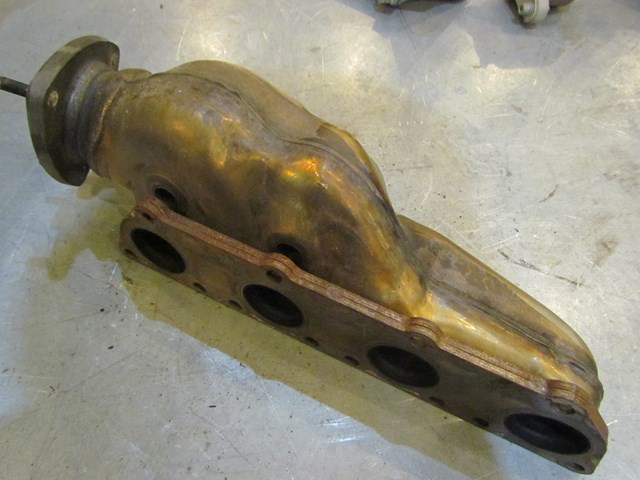 2004 Audi A8L AT 4.2L RH Passenger Exhaust Manifold