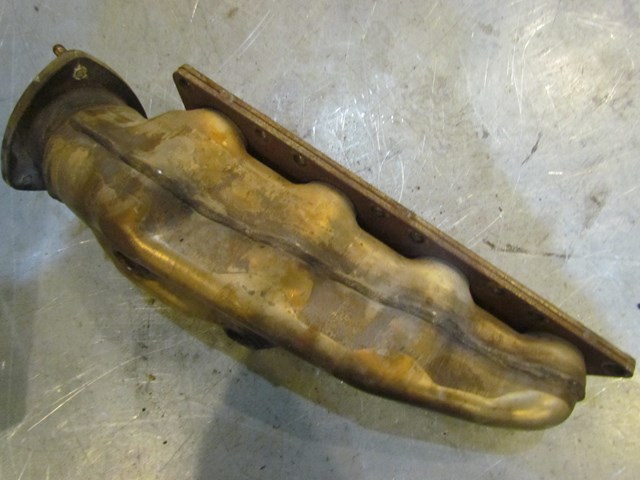 2004 Audi A8L AT 4.2L RH Passenger Exhaust Manifold