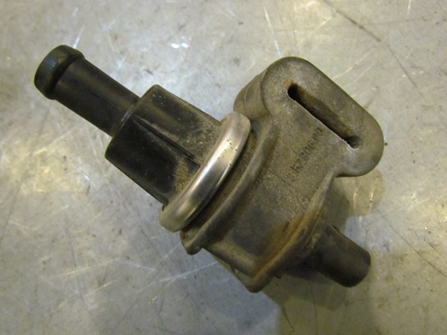 2004 Audi A8L Leak Detection Valve