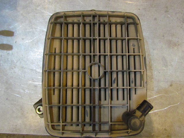 2004 Audi A8L Fuel Vapor Canister 8D0 201 801