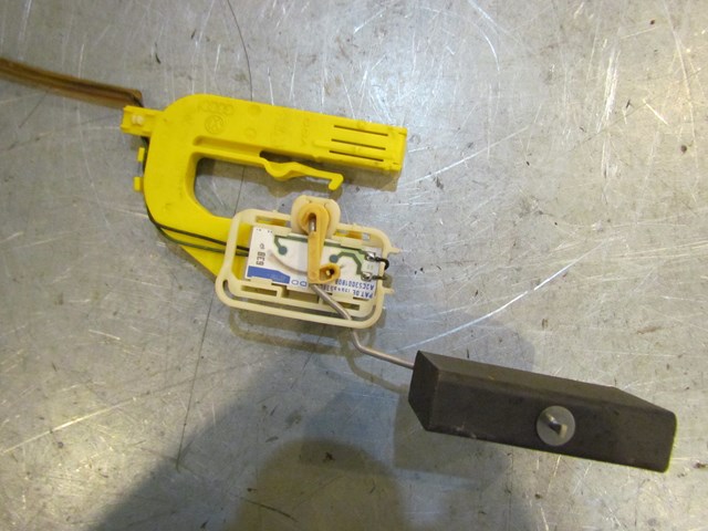 2004 Audi A8L Rear LH Drivers Fuel Level Sensor