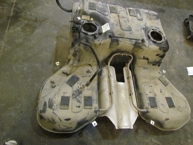 2004 Audi A8L Fuel Tank Shell