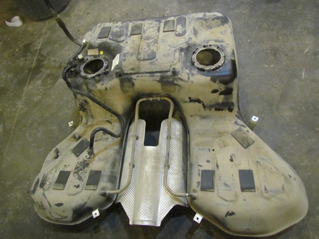 2004 Audi A8L Fuel Tank Shell