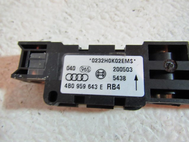 2004 Audi A8L Rh Passenger C Pillar Impact Sensor 4B0 959 643