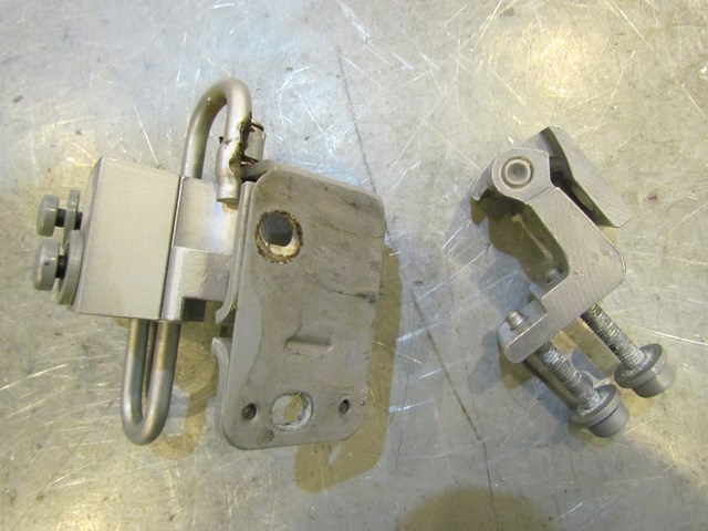 2004 Audi A8L Rear LH Drivers Door Hinge