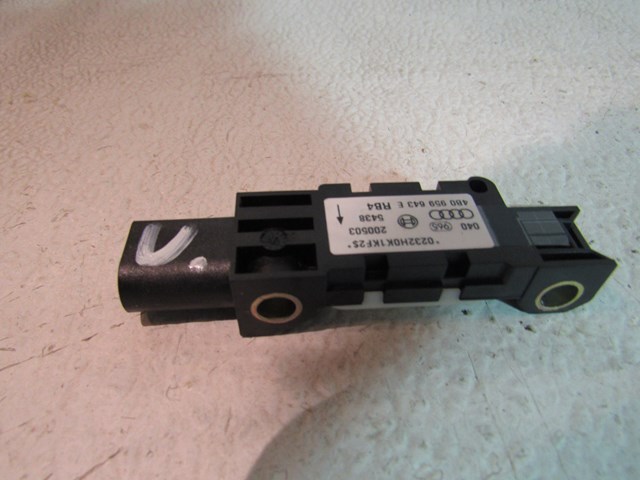 2004 Audi A8L RH Passenger B Pillar Impact Sensor 4B0 959 643