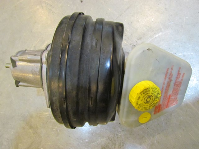 2004 Audi A8L Brake Master Cylinder, Booster, and Mount 4E1 612 105