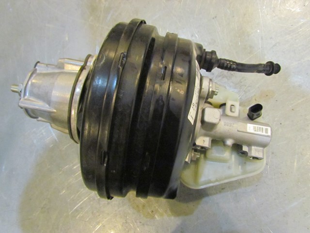 2004 Audi A8L Brake Master Cylinder, Booster, and Mount 4E1 612 105