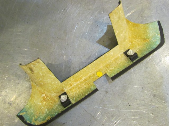 2004 Audi A8L Trunk Ski Through Moulding Panel