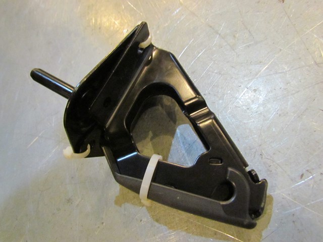2007 Audi S7 Rear Seat Mounting Brackets