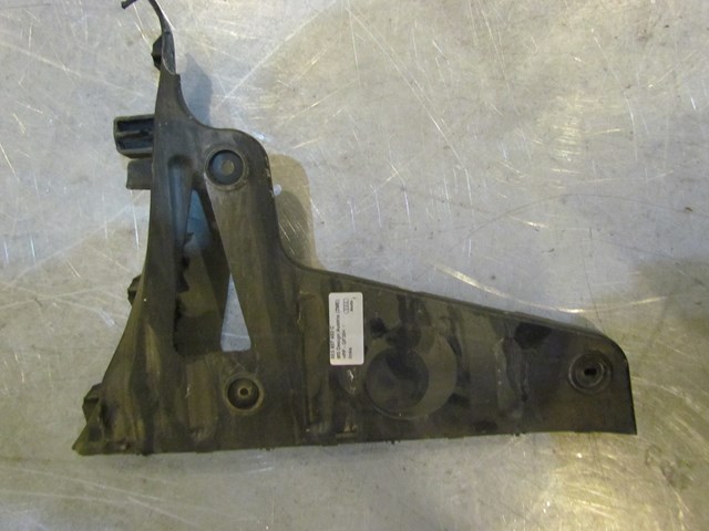 2007 Audi S4 LH Drivers Rear Bumper Mount Bracket 8E5 807 453