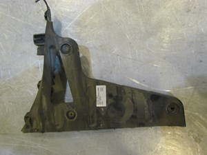 2007 Audi S4 LH Drivers Rear Bumper Mount Bracket 8E5 807 453