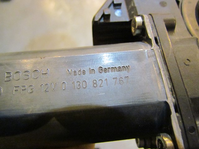 2007 Audi S4 Rear LH Drivers Window Motor Mount Minor Damage 130 821 767