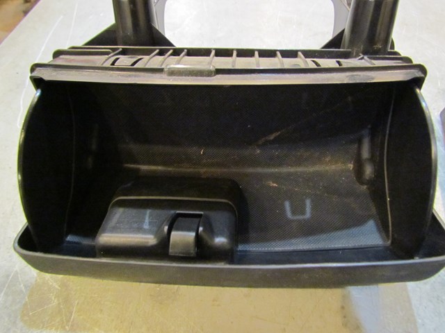 2007 Audi S4 Front LH Drivers Seat Cubby Compartment 4P0 882 601