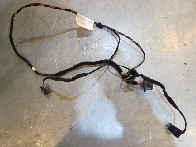 2007 Audi S4 Front RH Passenger Seat Back Wiring 