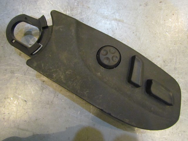 2007 Audi S4 Front RH Passenger Seat Control Switches