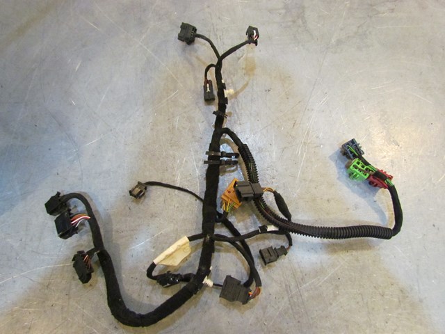 2007 Audi S4 Front RH Passenger Seat Base Wiring