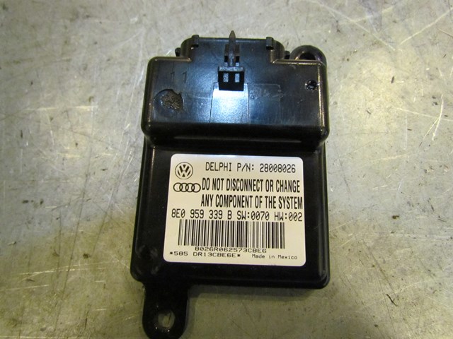 2007 Audi S4 Front RH Passenger Seat Occupant Sensor Module 8E0 959 339