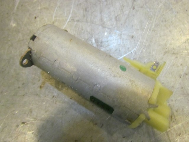 2007 Audi S4 Front RH Passenger Seat Motor 0 130 002 529