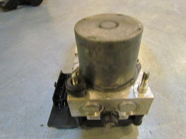 2007 Audi S4 ABS Pump PARTS ONLY 265 234 333