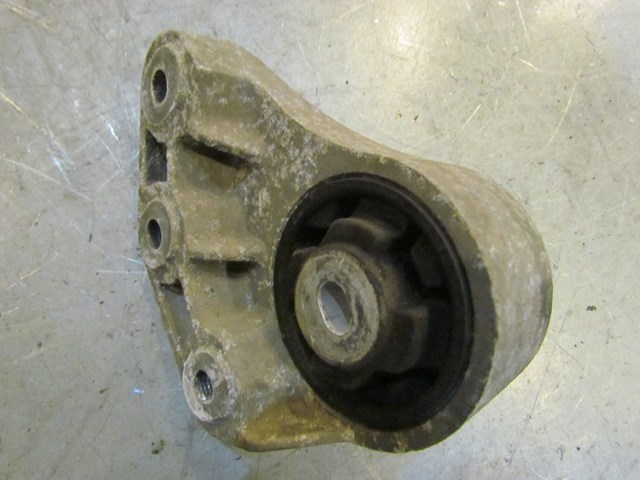 2007 Audi S4 Rear LH Drivers Differential Mount