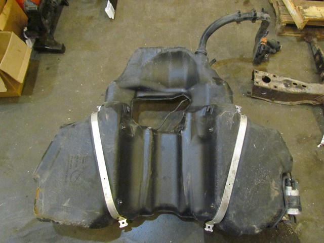 2007 Audi S4 MT Fuel Tank Shell