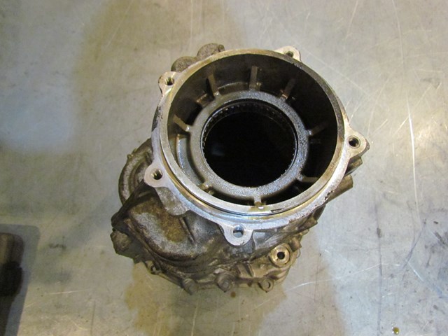 2007 Audi S4 Manual Transmission Rear Portion Case Cover