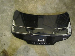 2003 Infiniti G35 Coupe Trunk Lid Without Spoiler. Minor Dents