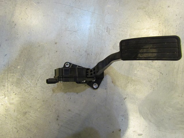 2007 Subaru Forester Gas Pedal