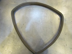 2007 Subaru Forester LH Driver Rear Door Seal On Body
