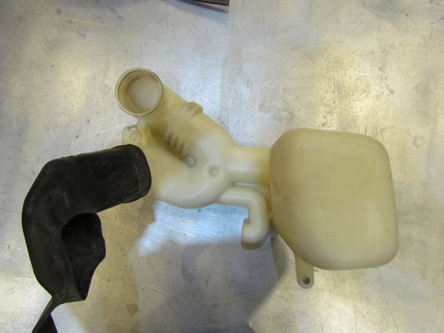 2007 Subaru Forester Air Chamber/Resonator