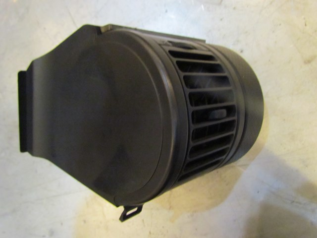 2004 Infiniti G35 Coupe LH Outer Dash Vent