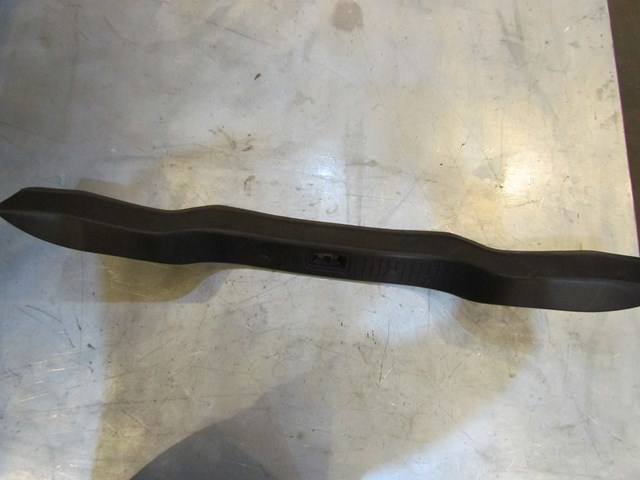 2004 Infiniti G35 Coupe Trunk Scuff Plate
