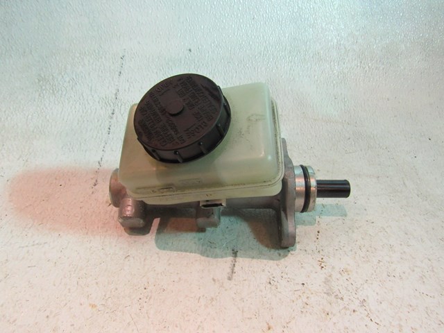 2004 Infiniti G35 Coupe Brake Master Cylinder 